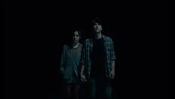 Zasłona do filmu "Ailleurs la nuit" #1143368