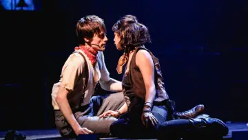 Zasłona do filmu "Hadestown" #703971