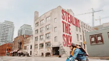 Zasłona do filmu "Stealing the Sky" #1192556