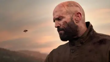 Zasłona do filmu "Pszczelarz 2" #1895519