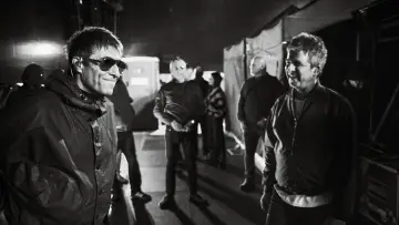 Zasłona do filmu "Oasis: Don