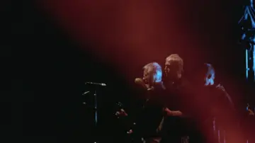 Zasłona do filmu "Oasis: Don