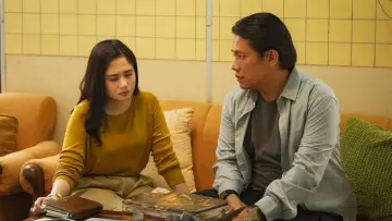 Zasłona do filmu "Panggil Aku Ayah" #701507