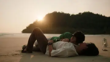 Zasłona do filmu "ต้องรักมหาสมุทร Special Episode" #973351
