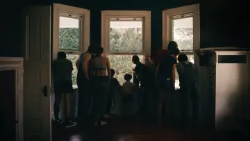 Zasłona do filmu "When We Move" #802669