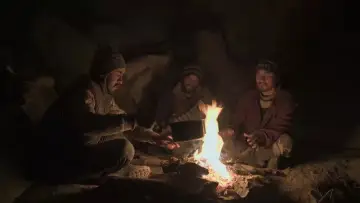 Zasłona do filmu "Kaatti Ri Raatti" #913601