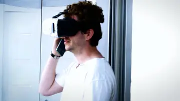 Zasłona do filmu "VR" #1169773