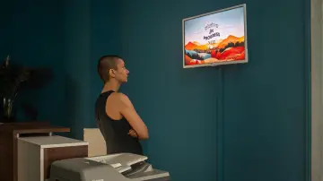Zasłona do filmu "Interior zero" #782016