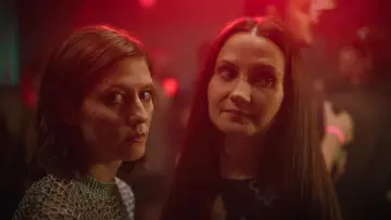 Zasłona do filmu "Interior zero" #782017