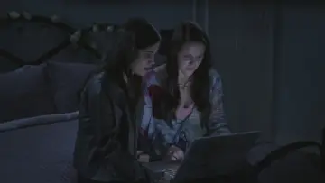 Zasłona do filmu "Secrets in the Sisterhood" #1864529