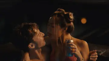 Zasłona do filmu "Say Less" #769122