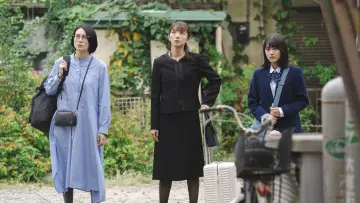 Zasłona do filmu "兄を持ち運べるサイズに" #644955
