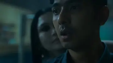 Zasłona do filmu "Dendam Malam Kelam" #714796