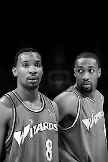 Plakat do filmu "Untold: Shooting Guards" #717163