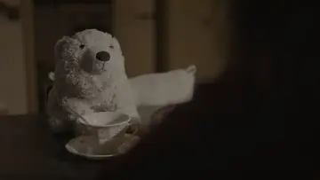 Zasłona do filmu "Bear" #1180977