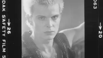 Zasłona do filmu "Billy Idol Should Be Dead" #764423