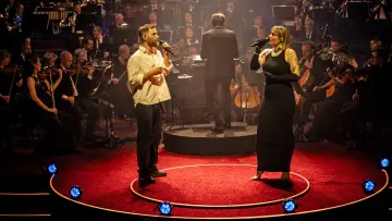 Zasłona do filmu "Hollywood Gala II - Award Night at the Symphony" #1582537