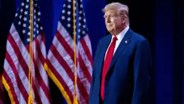Zasłona do filmu "Trump Revolution: 100 Days That Changed the World" #719190