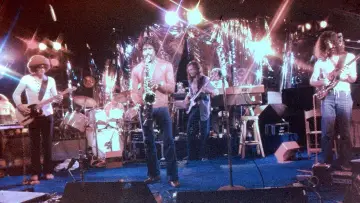 Zasłona do filmu "Frank Zappa: Cheaper Than Cheep" #1903866