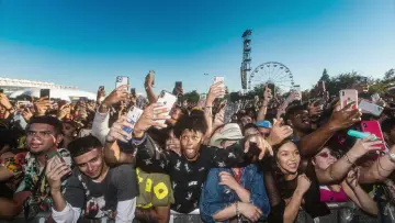 Zasłona do filmu "Totalna katastrofa: Tragedia na Astroworld" #789740