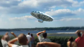 Zasłona do filmu "Totalna katastrofa: Zrobieni w balona" #675748