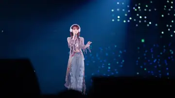 Zasłona do filmu "2024 IU HEREH WORLD TOUR CONCERT IN SEOUL" #871970