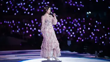Zasłona do filmu "2024 IU HEREH WORLD TOUR CONCERT IN SEOUL" #871971