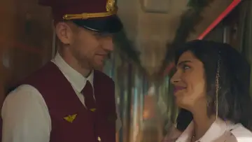 Zasłona do filmu "Потяг «Червона Рута»" #1214767