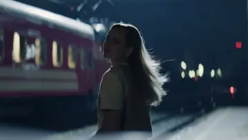 Zasłona do filmu "Потяг «Червона Рута»" #1214769