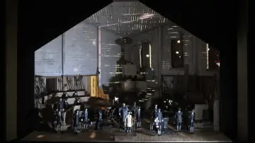 Zasłona do filmu "The Metropolitan Opera: I Puritani" #1530677