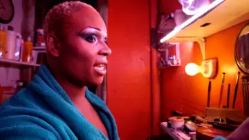 Zasłona do filmu "A Deeper Love: The Story of Miss Peppermint" #1183343