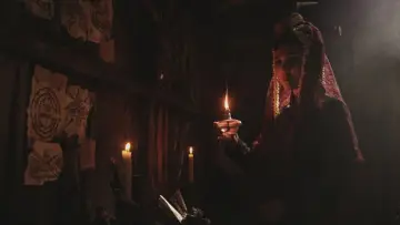 Zasłona do filmu "Suzzanna: Santet Dosa di Atas Dosa" #764495