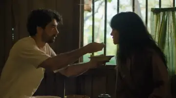 Zasłona do filmu "Suzzanna: Santet Dosa di Atas Dosa" #764523