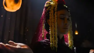 Zasłona do filmu "Suzzanna: Santet Dosa di Atas Dosa" #764548