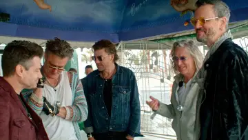 Zasłona do filmu "Give Me a Word: The Collective Soul Story" #710341