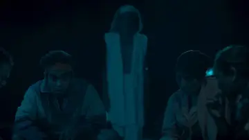 Zasłona do filmu "Pencarian Terakhir" #576751