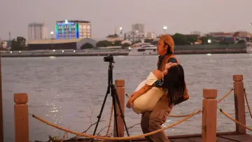 Zasłona do filmu "Làm Giàu Với Ma 2: Cuộc Chiến Hột Xoàn" #670887