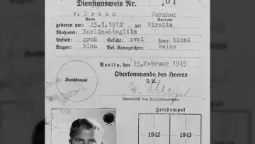 Zasłona do filmu "NASA, Nazis and the Space Race" #1656047