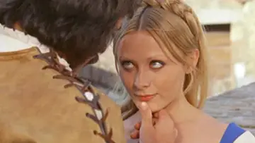 Zasłona do filmu "La bella Antonia, prima Monica e poi Dimonia" #1839911