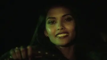 Zasłona do filmu "Emanuelle e le porno notti nel mondo n. 2" #345244