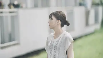 Zasłona do filmu "君の顔では泣けない" #805901