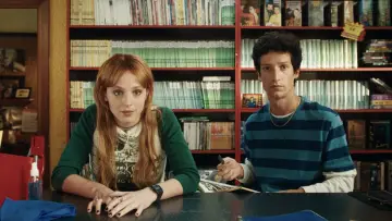 Zasłona do filmu "Videoclub 2001" #1632247