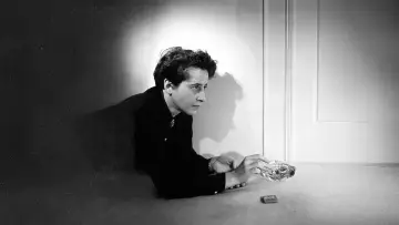 Zasłona do filmu "Hannah Arendt: Facing Tyranny" #1879454