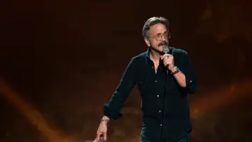 Zasłona do filmu "Marc Maron: Atak paniki" #1293632