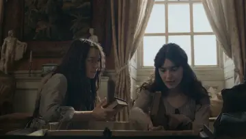 Zasłona do filmu "Rozważna i romantyczna" #1828581
