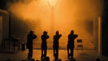 Zasłona do filmu "Soldaat van Oranje: De Musical" #1288663