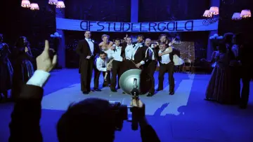 Zasłona do filmu "Soldaat van Oranje: De Musical" #1288721