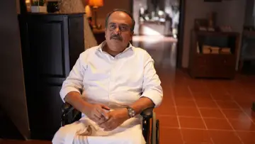 Zasłona do filmu "തുടക്കം" #1797632