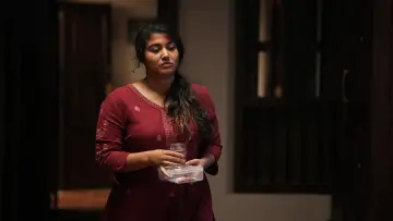 Zasłona do filmu "തുടക്കം" #1797639