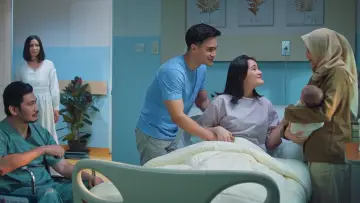 Zasłona do filmu "Lebih Dari Selamanya" #700933